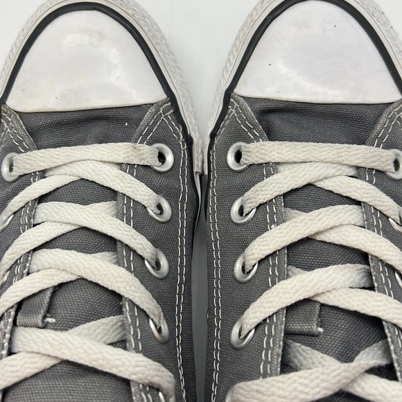 Women’s Converse canvas double tongue Chuck Taylor low tops - Picture 6 of 12